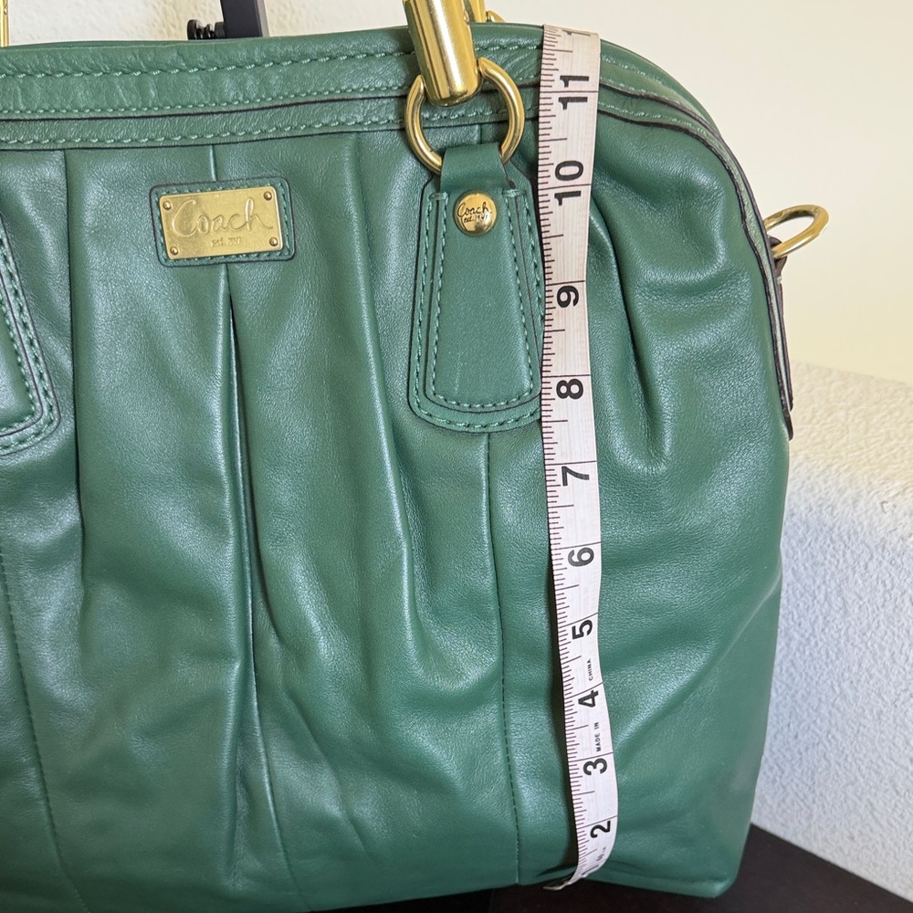 VINTAGE Coach Dark Green Leather Satchel with Gold Hardware - Picture 8 of 16